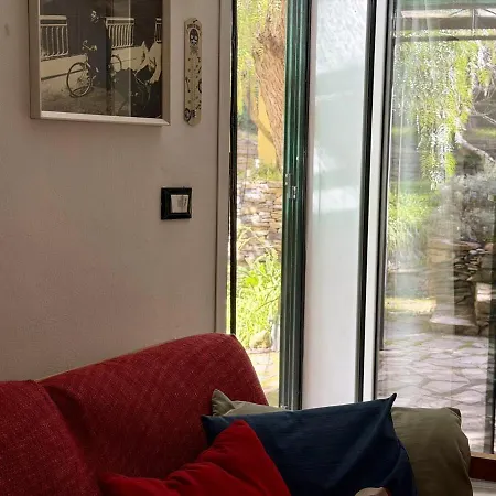 דירה Host4u - Cozy Retreat At House Don Camillo, In Trincheri Bellissimi