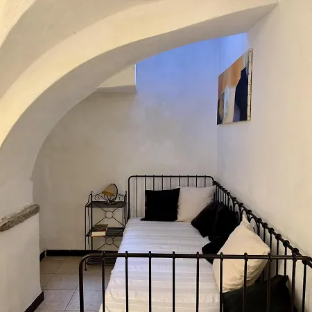 Host4u - Cozy Retreat At House Don Camillo, In Trincheri